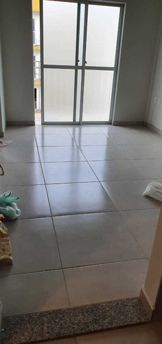 Aluga-se Ap No Condomínio Serra Dourada