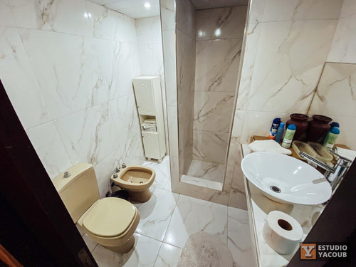 Casa En Venta - 3 Dormitorios 4 Baños Local - 433mts2 - Ensenada