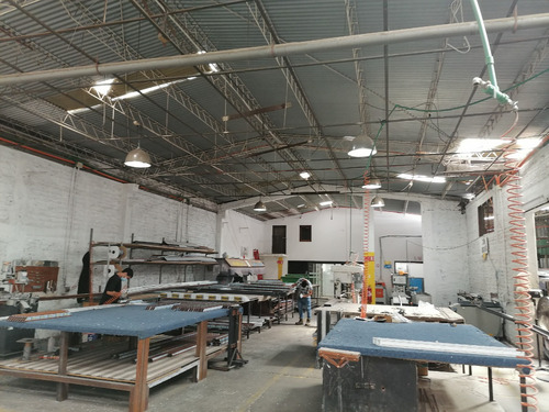 Bodega 1300 Mts. Sargento Aldea, San Diego Uf. 120.-
