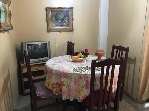 Imagen 5 de 8 de Apartamento En El Valle. Rg
