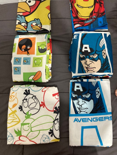 2 Juegos De Sábanas Infantiles 1 O 1.5 Plazas Avengers Azul Personajes (Usado)