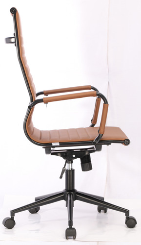Cadeira Presidente Anm03 Black/white Caramelo/base Preta Couro Sintético