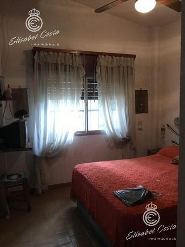 Imagen 7 de 20 de No Aceptan Permuta, Ni Toman En Parte De Pago. Casa Quinta 3 Ambientes