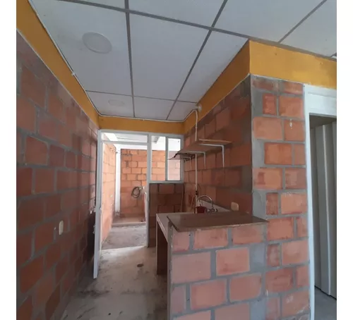 Venta De Casa En Conjunto Algarrobo - Girardot