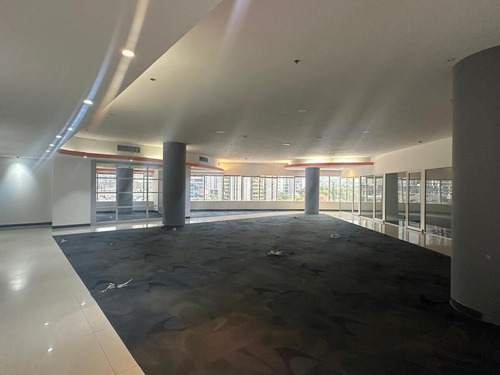 Oficina Renta En Torre Kio Acondicionada