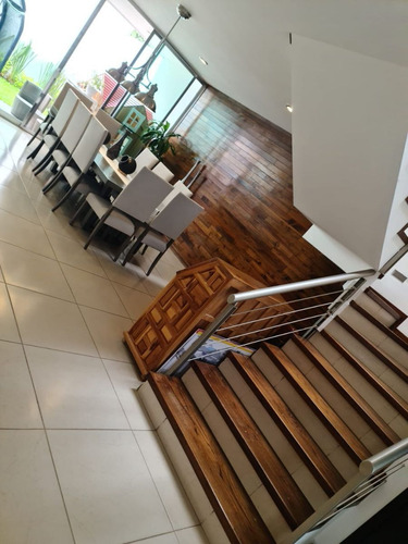 Se Vende Casa En Centro Sur, Claustros De Las Misiones, 4 Recamaras, 4.5 Baños..
