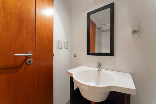 Venta 2 Ambientes Balcón Parrilla Baño Y Toilette