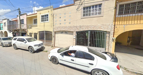 Casa En Venta En La Colonia Los Presidentes En Matamoros, Tamaulipas -avf07