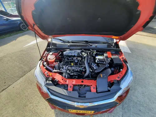 Chevrolet Onix 1.0T Premier Sedan At