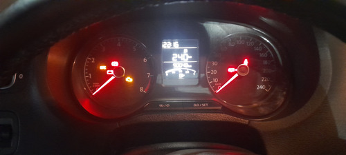 Volkswagen Vento 1.6 Highline Mt