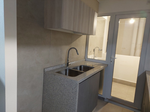Precioso Depto Primer Piso Jardin Propio 2 Dor 2 Bañ Est Bo