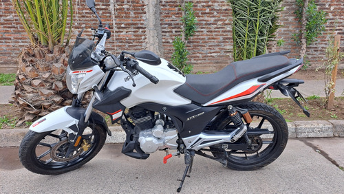 Imagen 1 de 16 de Aprilia Stx 150 2017 Excelente Estado, Al Día, Transferible
