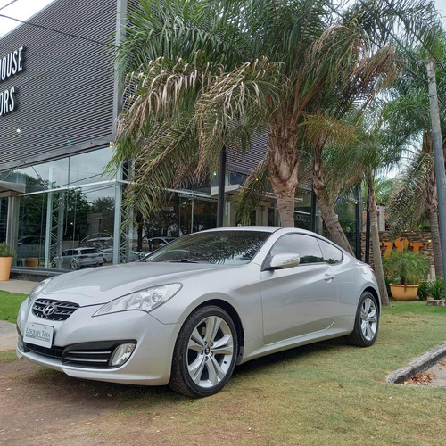 Hyundai Genesis 2.0 Coupe T 210cv Mt 2012