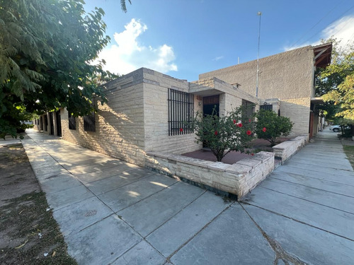 Casa En Venta En Luzuriaga