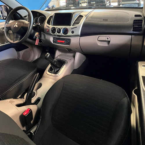 Mitsubishi L200 2.4 Triton Hls Cab. Dupla Flex 4p