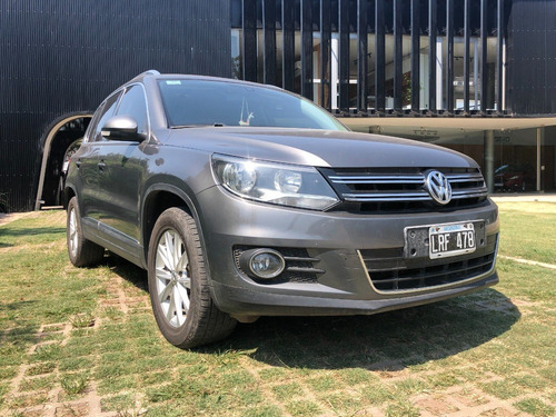 Imagen 2 de 6 de Volkswagen Tiguan 2.0 Sport & Style 2012