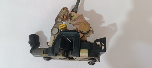 Cerradura Puerta Delantera Izquierda Ford F-150 98-07 (Usado)