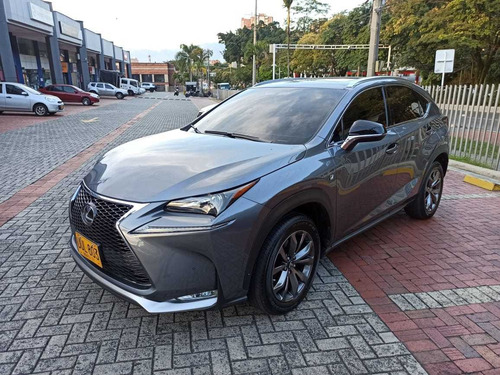 Lexus Nx 200t At 2.0t 2015