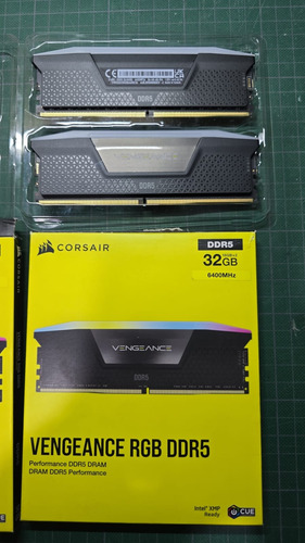 Corsair Vengeance Rgb Ddr5, 6400mhz, 32gb Cl36, Xmp (Usado)