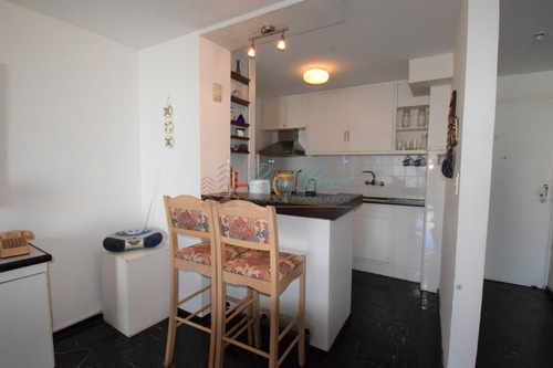 Apartamento Con Excelente Ubicación! - Ref: 2823