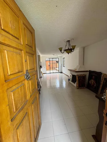 Casa En Excelente Ubicación
