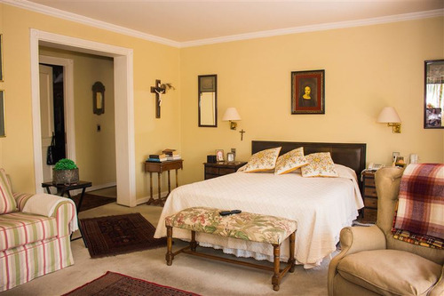 Departamento En Venta De 2 Dorm. En Vitacura