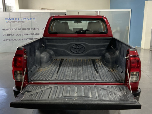 Toyota Hilux Srv 4x4 Lxxt72