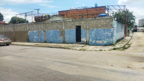 Se Vende Comodo Terreno Ubicado En Avenida Principal, Urb San Ignacio, 007jsc