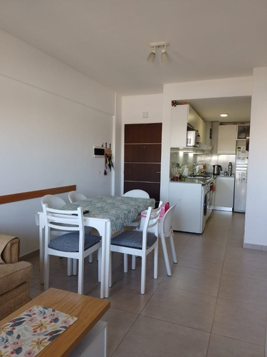 Imagen 3 de 24 de Departamento De 3 Ambientes - Bajas Expensas Con Pileta