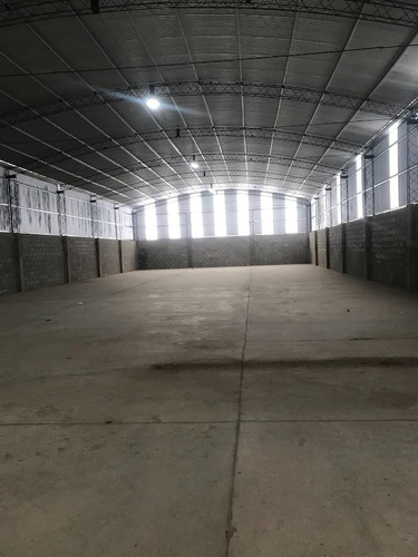 Nave Industrial 750 M2 Autovía Rp5 Cordoba - Alta Gracia
