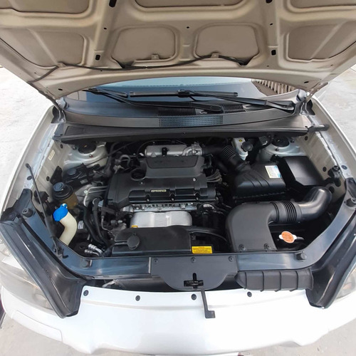 Imagem 9 de 10 de Hyundai Tucson 2013 2.0 Gls 4x2 Aut. 5p