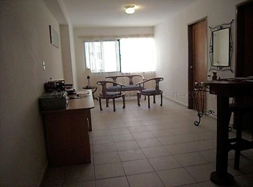 Imagen 2 de 13 de Eloisa Mejia Rentahouse Vende Apartamento En Prebo Valencia 22-812