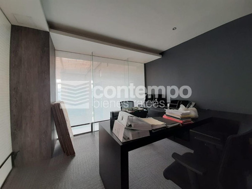 Imagen 3 de 11 de Venta/renta - Oficina - Zona Esmeralda - Corporativo Antigua