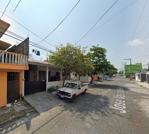 ¡casa Ya En Remate En Zona Premium! En Boca Del Rio, Veracruz