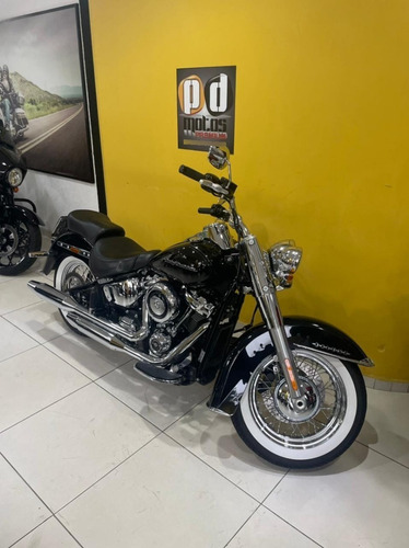 Imagem 2 de 6 de Harley Davidson Softail Deluxe - 2019 - Revisada
