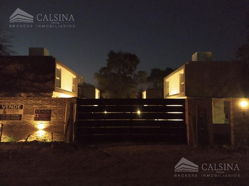 Casas En Venta 3 Dormitorios - Housing Del Golf - Villa Allende Golf - Cba