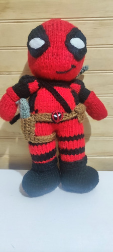 Amigurumi De Deadpool Tejido A Palillos