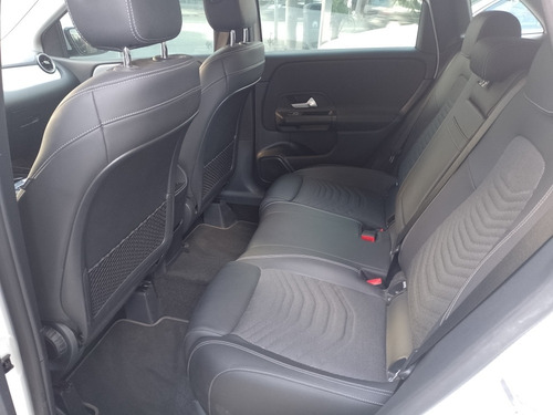 Imagen 9 de 12 de Mercedes-benz Clase B 2019 2.0 Style 211cv