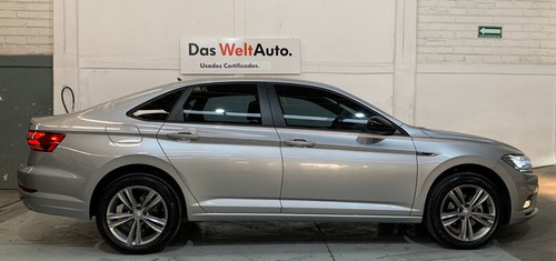 Imagen 2 de 7 de Jetta R-line 2019