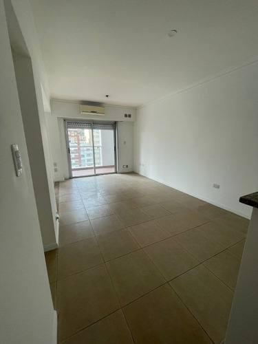 Imagen 8 de 23 de Departamento En Venta De 3 Ambientes En Lomas De Zamora