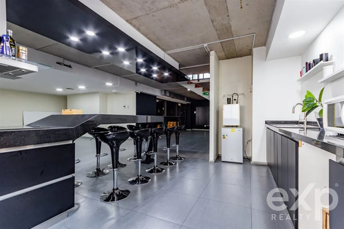 Oportunidad! Local Comercial Con 2 Roles Independientes