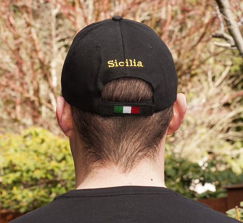 Gorra De Beisbol Con La Bandera De Sicilia En Negro - Som...