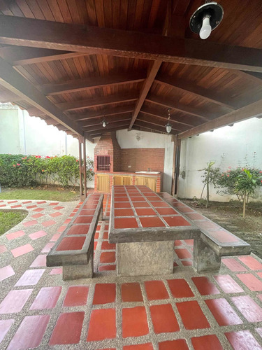 Alquiler De Apartamento Vacacional La Guaira Playa Escondida