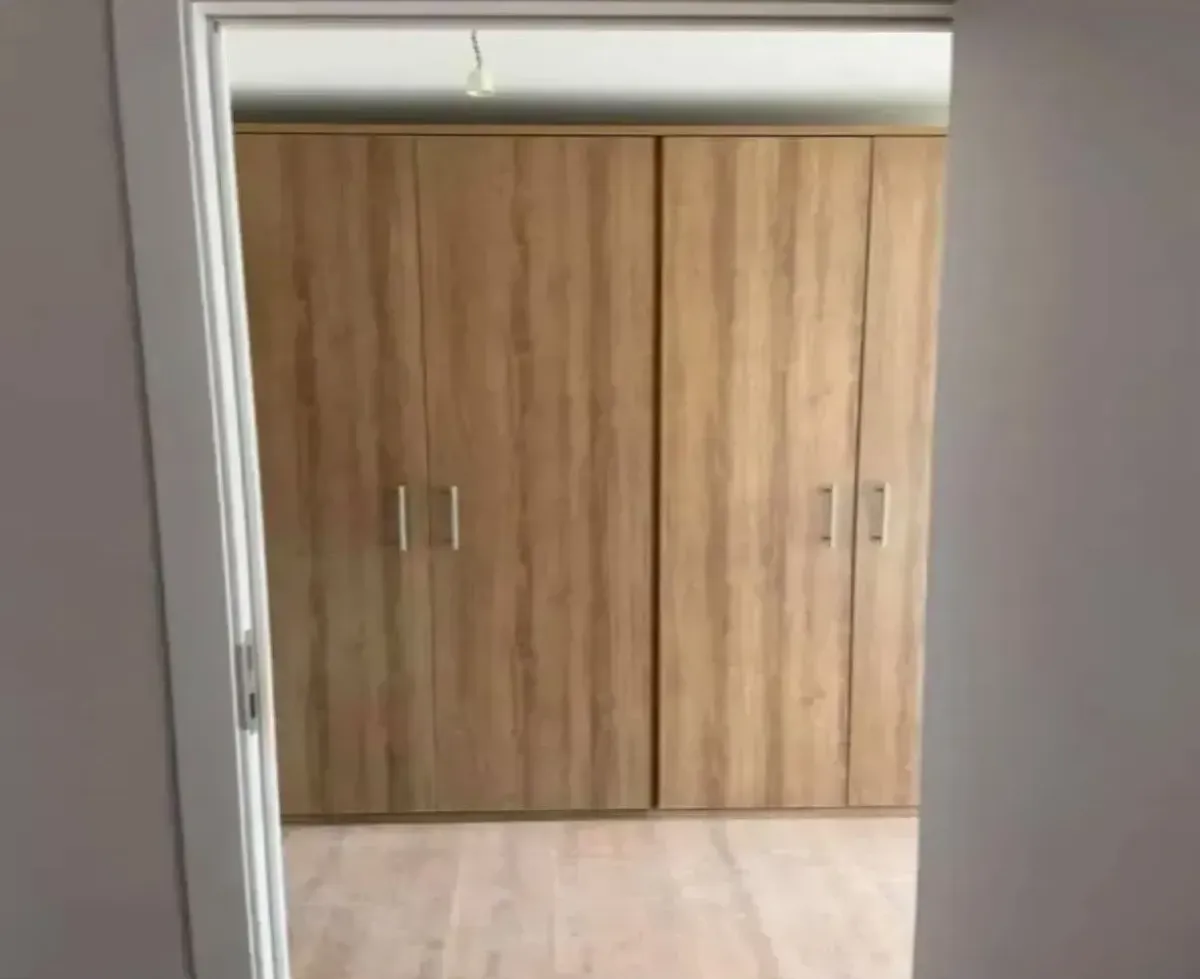 Apartamento En Alquiler De 1 Dormitorio En Suite  Al Frente Y Con Opción De Garaje · Foto 4