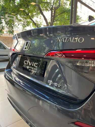 Honda Civic 2.0 Advanced Hybrid