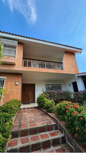 Casa En Venta Urb La Viña Calle Paez 229262