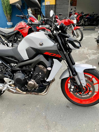 Yamaha Mt-09