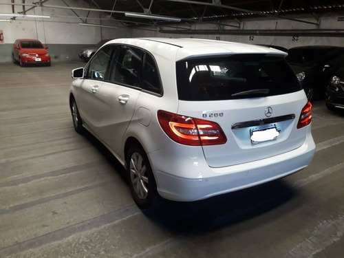 Mercedes Benz B200