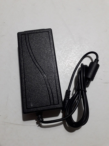 Adaptador Fonte Ac/dc Yu1203 100-240v 50/60hz 1.6a 12v 3a
