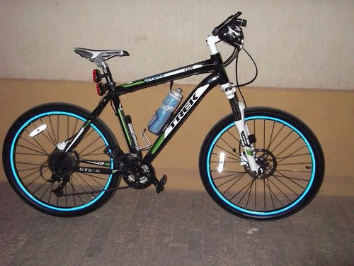 Imagem 3 de 7 de Friso Fita Adesivo Refletivo P/ Bike Bicicleta 6 Cores